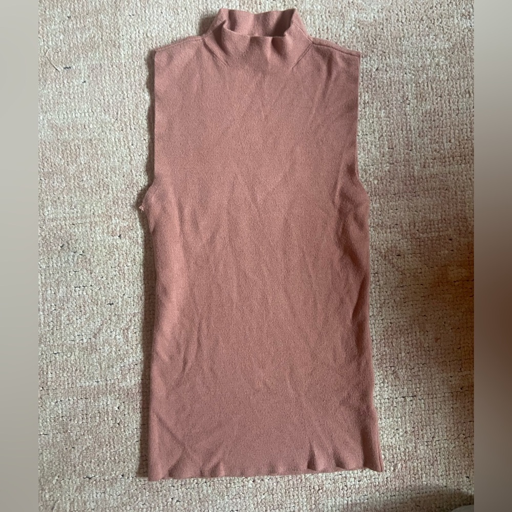 Express fitted mock neck sweater tank-Small